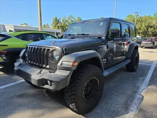 Jeep Wrangler Unlimited 2018 4x4 Sport 4dr SUV (lanzamiento medio anual)