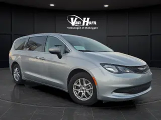 2023 Chrysler Voyager