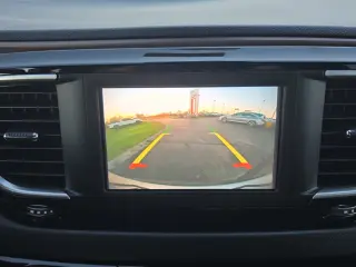 2023 Chrysler Voyager