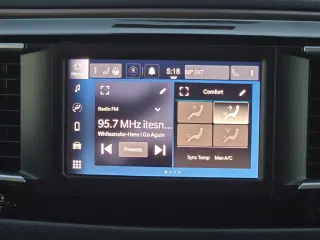 2023 Chrysler Voyager
