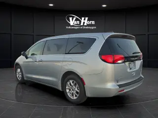 2023 Chrysler Voyager