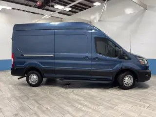 2023 Ford Transit-250