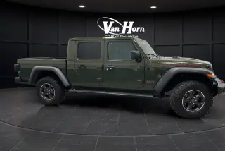 2023 Jeep Gladiator