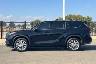 2024 Toyota Highlander
