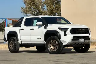 2025 Toyota Tacoma Hybrid