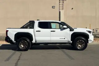 2025 Toyota Tacoma Hybrid