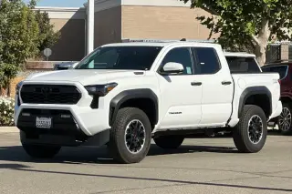 2026 Toyota Tacoma Hybrid