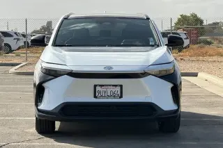 2025 Toyota bZ4X
