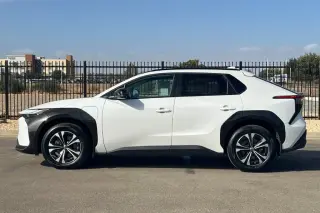 2025 Toyota bZ4X