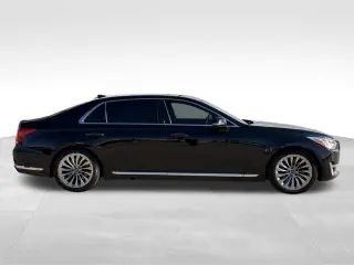 2017 Genesis G90