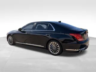 2017 Genesis G90