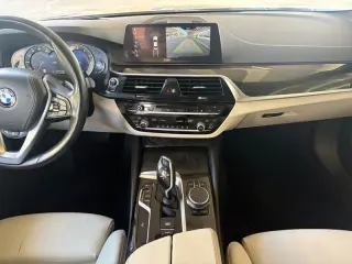 2018 BMW 530i