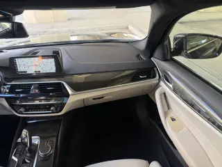 2018 BMW 530i