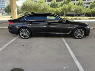 2018 BMW 530i