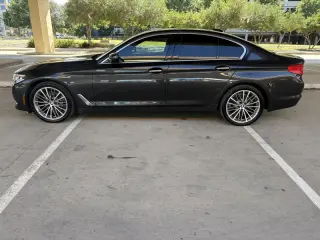 2018 BMW 530i