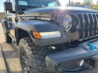 2023 Jeep Wrangler 4xe 4x4
