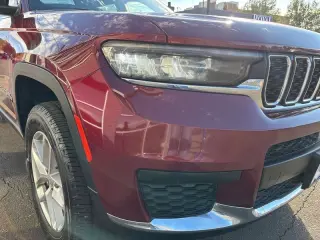 2022 Jeep Grand Cherokee L Laredo 4x4