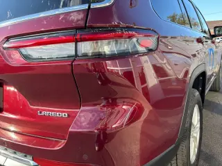 2022 Jeep Grand Cherokee L Laredo 4x4