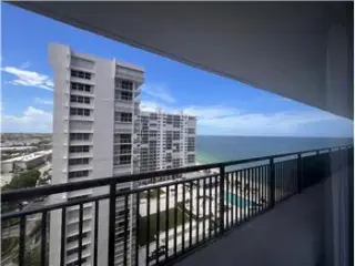 Propiedad de alquiler con 2 dormitorios y 2 baños en FORT LAUDERDALE