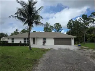 Propiedad de alquiler con 4 dormitorios y 2 baños en WEST PALM BEACH