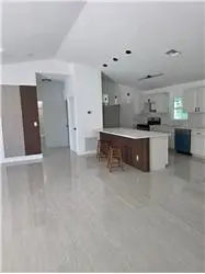 Propiedad de alquiler con 4 dormitorios y 2 baños en WEST PALM BEACH