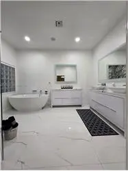 Propiedad de alquiler con 4 dormitorios y 2 baños en CORAL SPRING