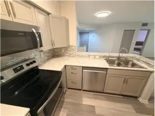 Propiedad de alquiler con 2 dormitorios y 2 baños en SUNNY ISLES BEACH