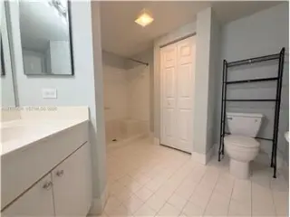Propiedad de alquiler con 2 dormitorios y 2 baños en SUNNY ISLES BEACH