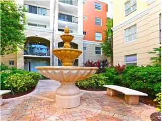 Propiedad en alquiler con 3 dormitorios y 2 baños en SUNNY ISLES BEACH