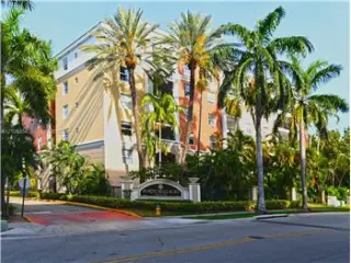 Propiedad en alquiler con 3 dormitorios y 2 baños en SUNNY ISLES BEACH