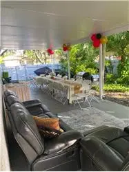 Propiedad de alquiler con 3 dormitorios y 2 baños en Miami Lakes
