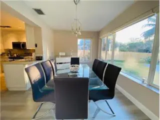 Propiedad de alquiler con 3 dormitorios y 2 baños en Fort Lauderdale