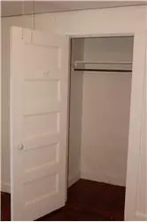 Propiedad en alquiler con 4 dormitorios y 2 baños en Watertown