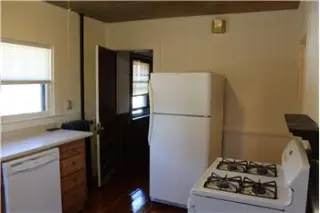 Propiedad en alquiler con 4 dormitorios y 2 baños en Watertown