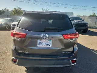 Toyota Highlander 2019 AWD Limited 4dr SUV