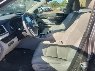 Toyota Highlander 2019 AWD Limited 4dr SUV