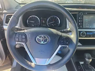 Toyota Highlander 2019 AWD Limited 4dr SUV