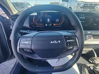 Kia K4 2025 LXS 4dr Sedán