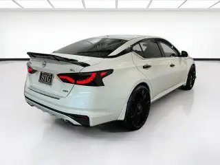 Nissan Altima 2023 AWD 2.5 SL 4dr Sedán