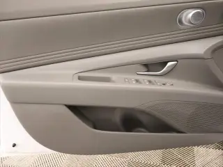 Hòyundai ELANTRA 2026 SEL Sport Premium 4dr Sedan