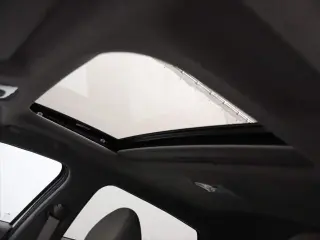 Hòyundai ELANTRA 2026 SEL Sport Premium 4dr Sedan