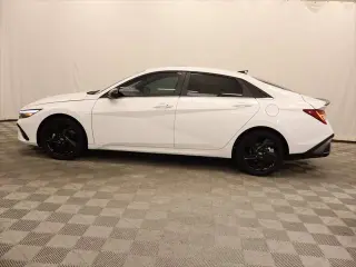 Hòyundai ELANTRA 2026 SEL Sport Premium 4dr Sedan
