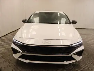 Hòyundai ELANTRA 2026 SEL Sport Premium 4dr Sedan