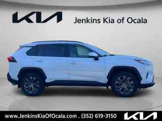 Toyota RAV4 Híbrida 2022 AWD XLE Premium SUV de 4 puertas