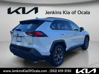 Toyota RAV4 Híbrida 2022 AWD XLE Premium SUV de 4 puertas