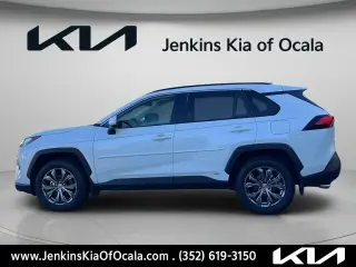 Toyota RAV4 Híbrida 2022 AWD XLE Premium SUV de 4 puertas