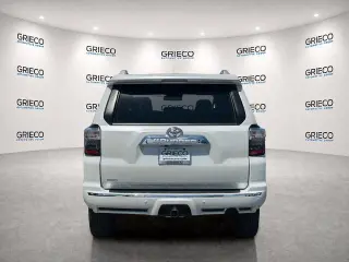 Toyota 4Runner 2024 AWD Limited 4dr SUV