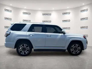 Toyota 4Runner 2024 AWD Limited 4dr SUV