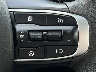 Kia K5 2022 LXS 4dr Sedán