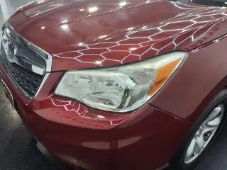Subaru Forester 2014 con tracción en las cuatro ruedas 2.5i 4dr Wagon CVT